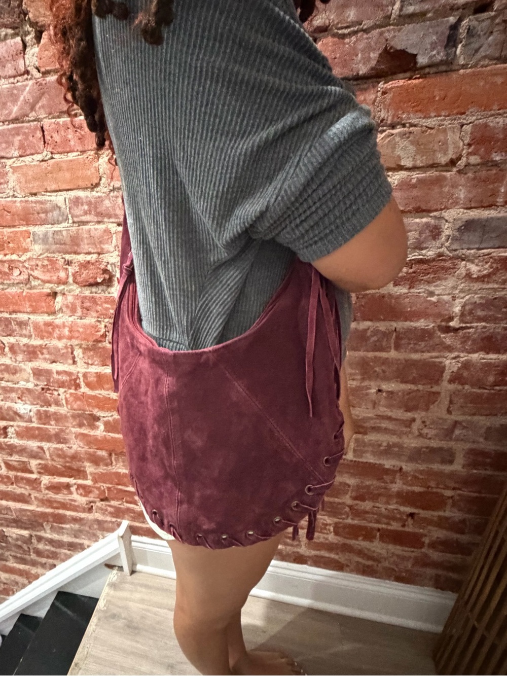 Sorpresa Genuine Leather Suede Fringe Hobo Shoulder Bag in Wine - Picture 11 of 11